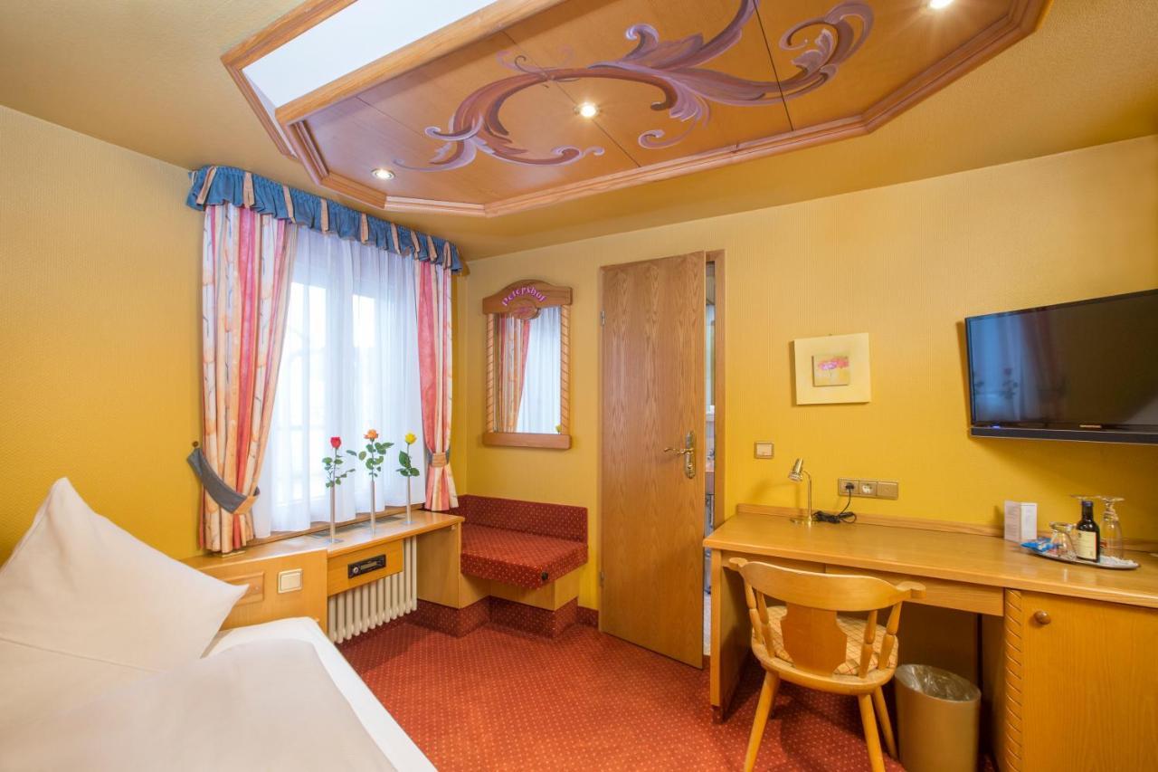 Hotel Petershof Констанц Экстерьер фото
