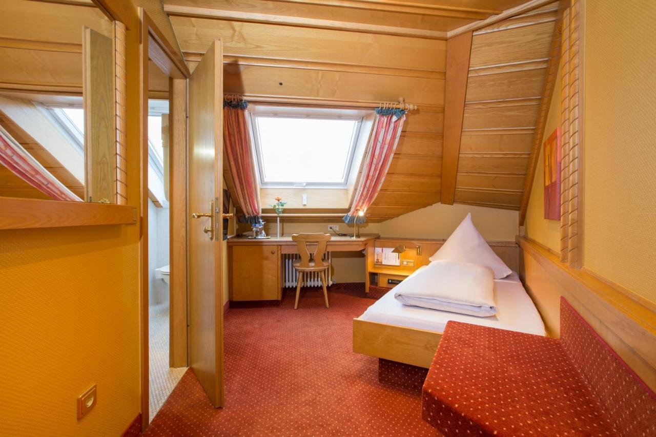 Hotel Petershof Констанц Экстерьер фото