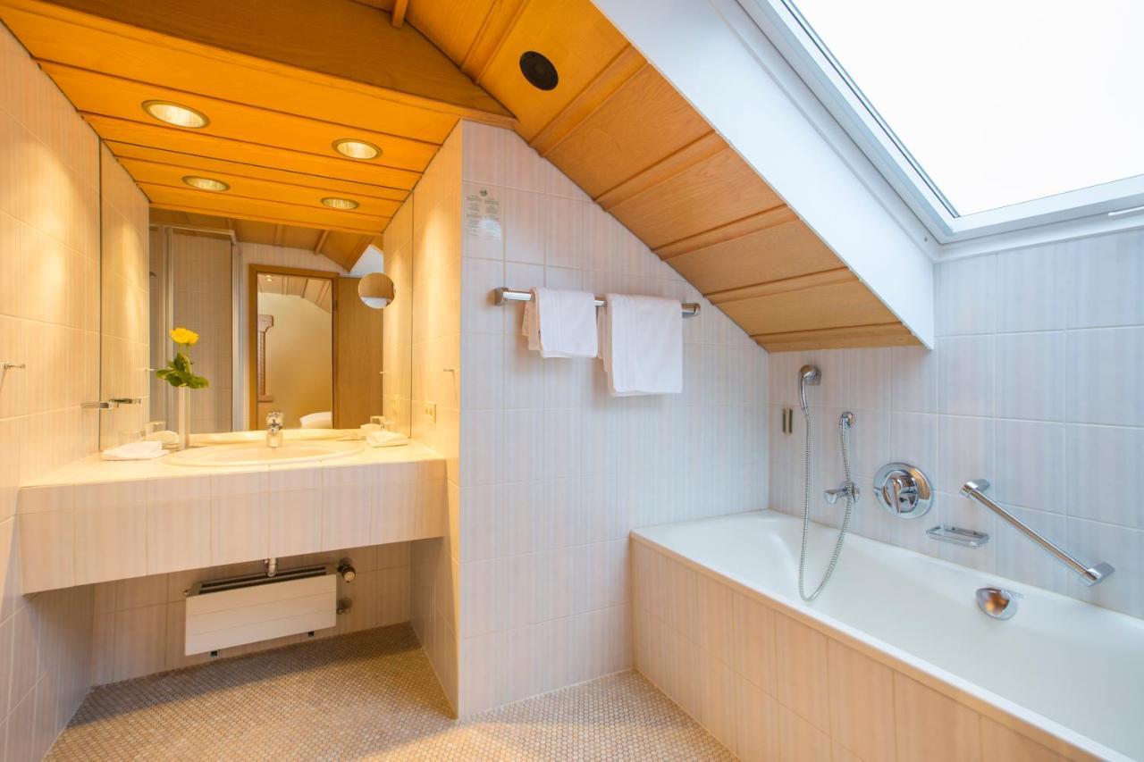 Hotel Petershof Констанц Экстерьер фото